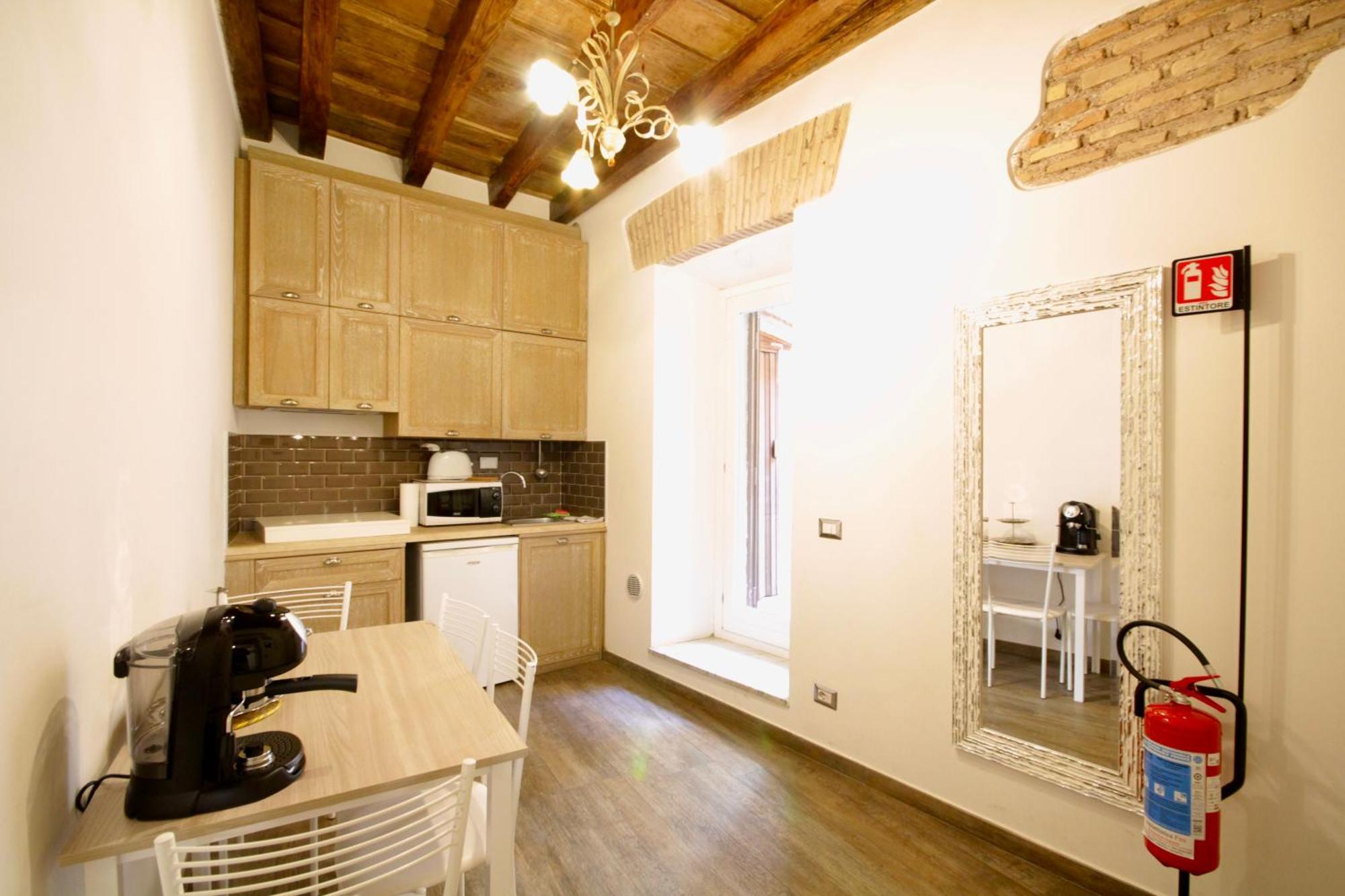 Hc - In The Heart Of Campo De' Fiori Apartment Rome Exterior photo